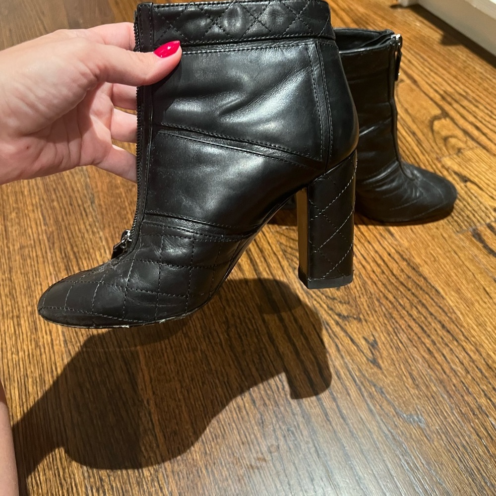 Chanel boots - Picture 7 of 8